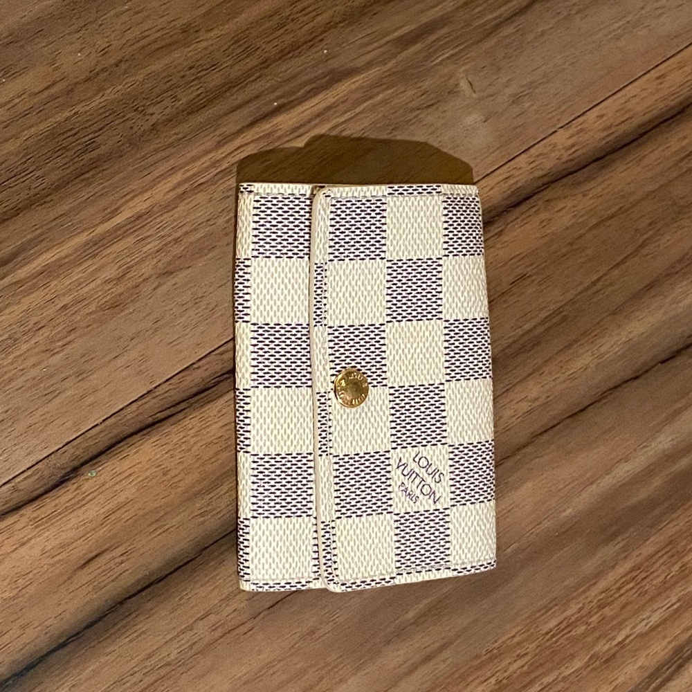 Louis Vuitton Damier Azur 6 Ring Key Case Wallet